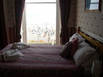 مبيت وإفطار ويموث A Maiden Rest المظهر الخارجي الصورة